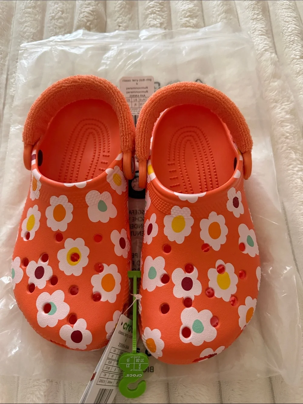 Crocs Kids’ Orange Flower Classic Clogs size j5